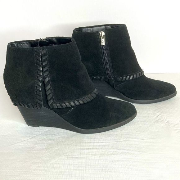 REBA Boots Black Suede Leather Cuff Wedge Ankle Boots - Picture 1 of 12